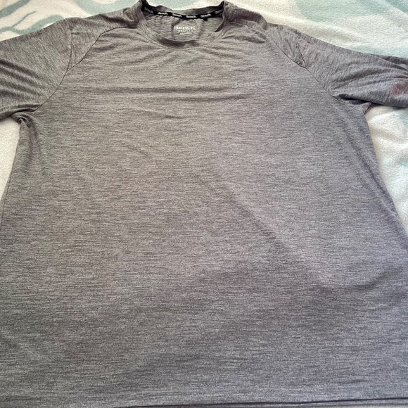 BENCH Activewear Shirts Bundle FOUR Shirts - 2 sized XL and Two sized 2XL - Picture 11 of 16